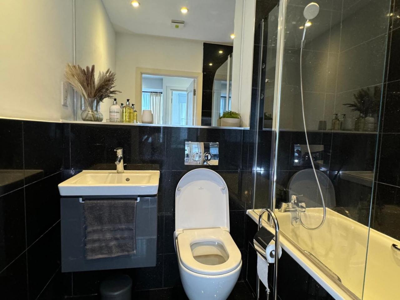 Luxury 2 Bedroom Apartment In Central Croydon With Free Parking Exteriér fotografie